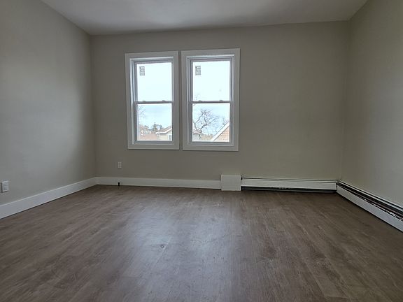 2nd image of 118 Hendricks Ave Floor 2