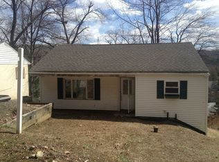 93 Cables Ln, Thomaston, CT 06787
