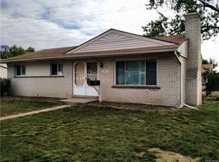 13571 Kent St, Romulus, MI 48174