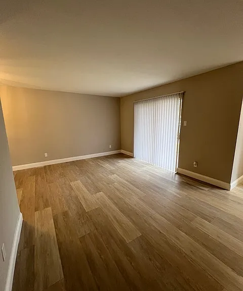 4162 Treadway Rd — Photo 2