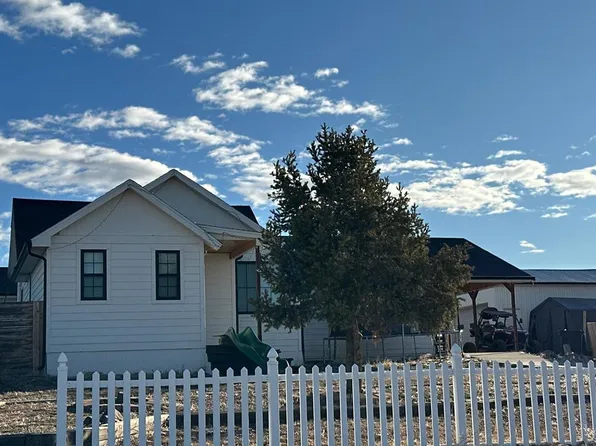 420 7th Ave, Deer Trail, CO 80105