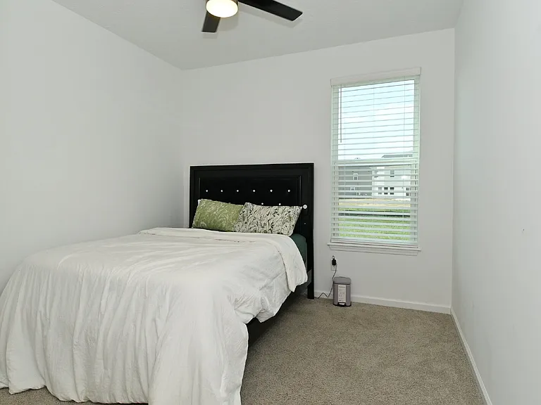 7348 Deerberg Dr — Photo 32