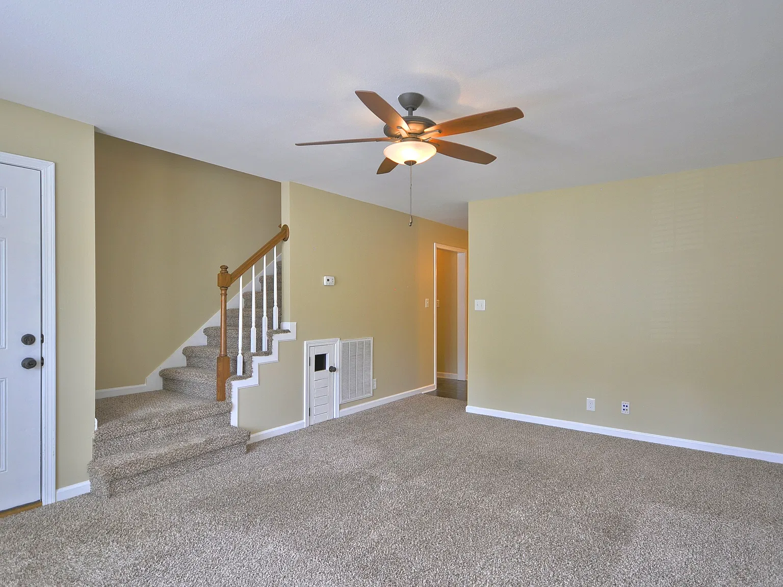 3 bed, 1392 sqft, $1,750 — Photo 4