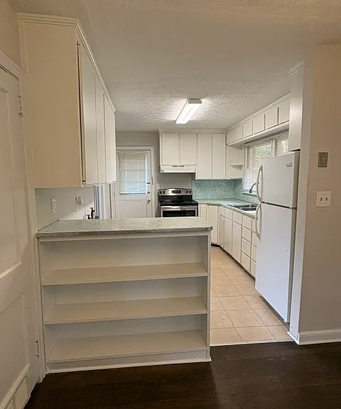 2174 Trailwood Dr SE — Photo 6