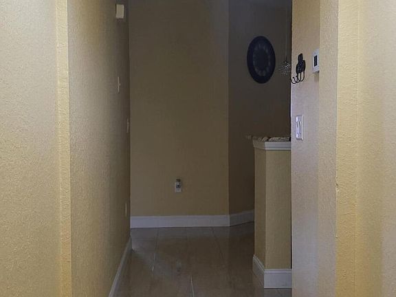 4th image of 108 SW Peacock Blvd #5205