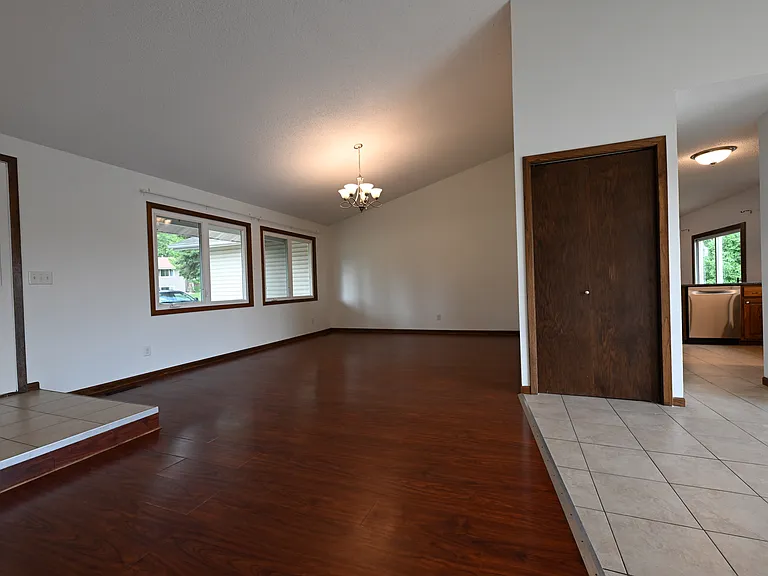 14429 Portland Ave — Photo 5