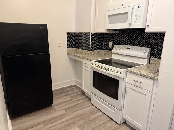 23 S Hollywood Ave APT 1, Daytona Beach, FL 32118