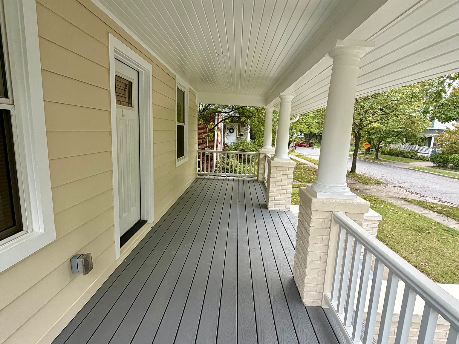 3 bed, 1450 sqft, $3,650 — Photo 4