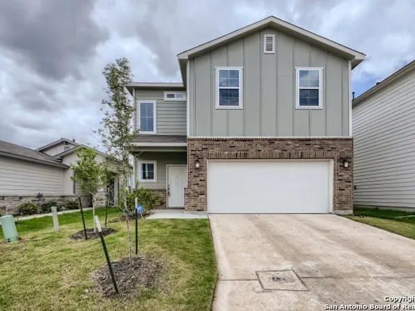 3911 Ivy Path, St Hedwig, TX 78152
