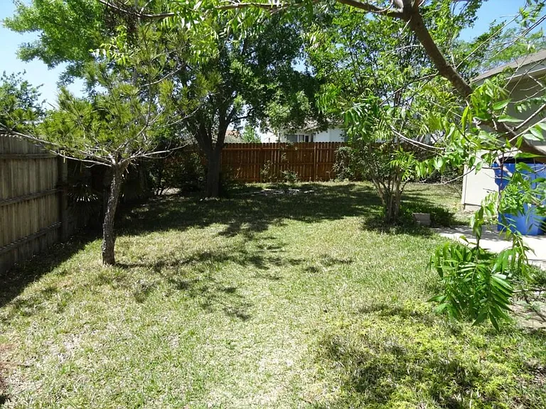 21000 Godolophin Ct — Photo 9