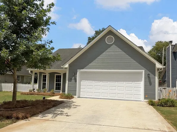 1510 Timber Dr, Helena, AL 35080