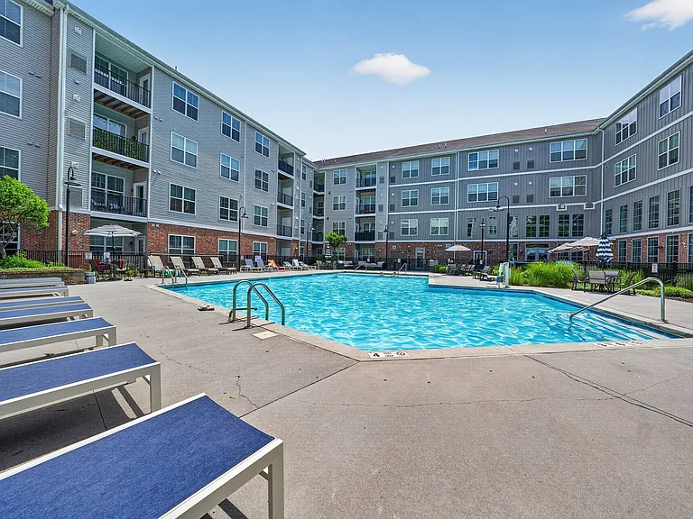 1 Kennedy Flats Apartments — Photo 44