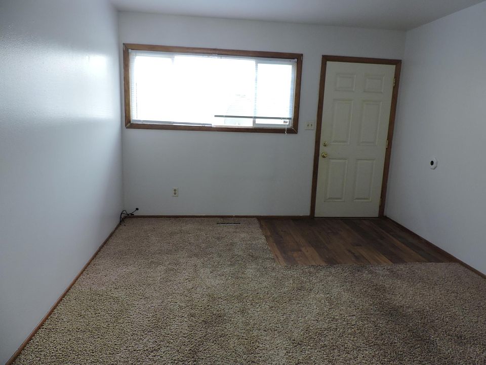 2nd image of 423 Locust St APT B
