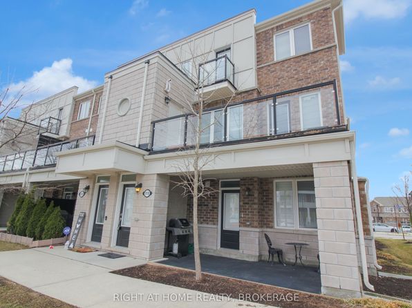 918 Apple Hill Ln #77, Kitchener, ON N2R 0L7