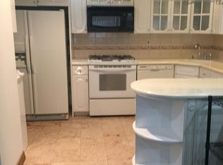 9027 143rd St, Jamaica, NY 11435