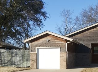 318 E Deer Creek Dr, Rose Hill, KS 67133