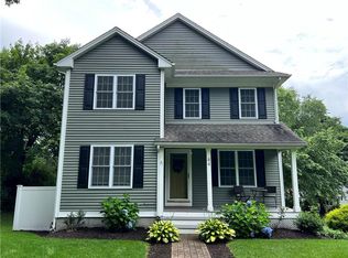 44 Farm Dr, Cumberland, RI 02864