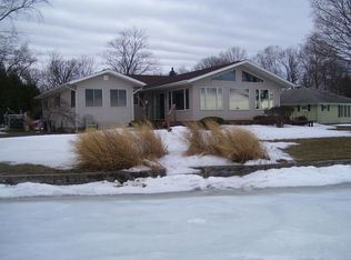 4428 W Shore Dr, Bremen, IN 46506