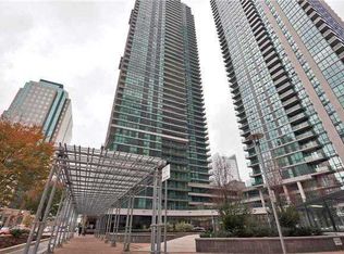 33 Bay St #4702, Toronto, ON M5J 2Z3