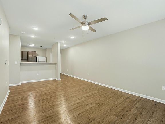 5th image of 806 Murphy Ave SW APT 2204
