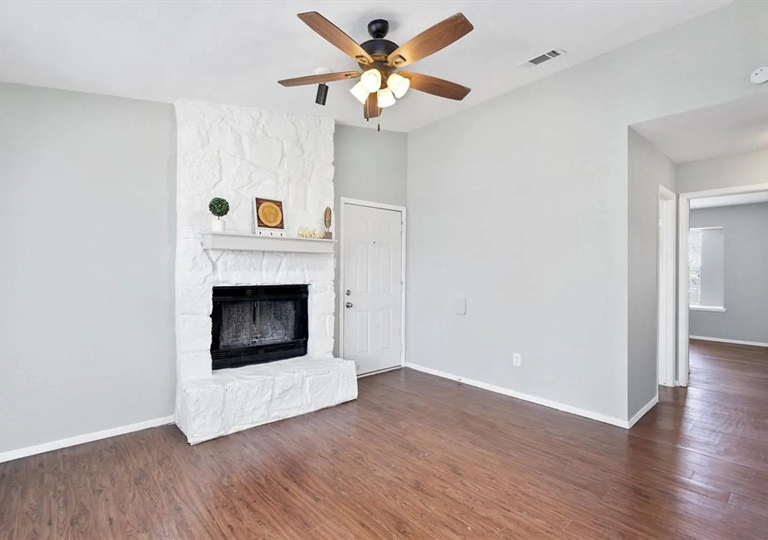 1701-1711 Rawhide Loop — Photo 1