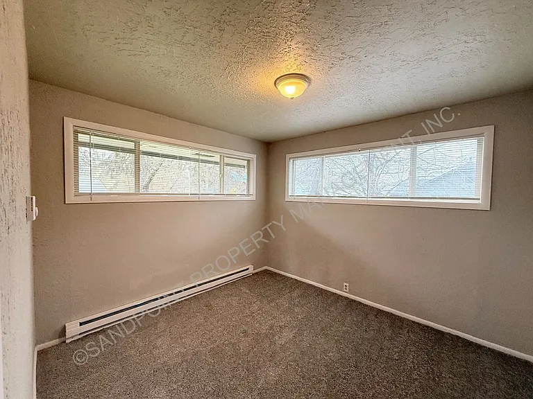 819 Hickory St — Photo 24