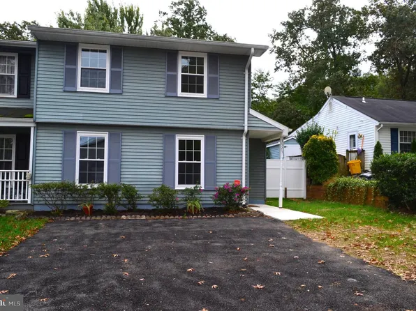 3525 Old Crown Dr, Pasadena, MD 21122