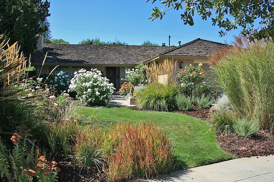 1st image of 1660 Hyacinth Ln