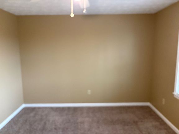 2nd image of 216 Calumet Dr APT B