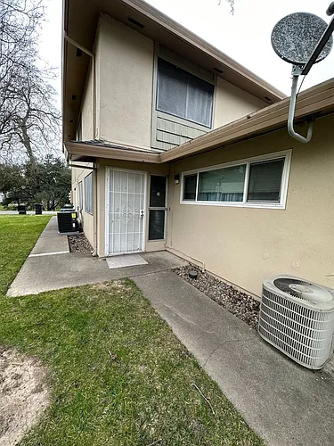 5133 Connecticut Dr #3 Photo 1