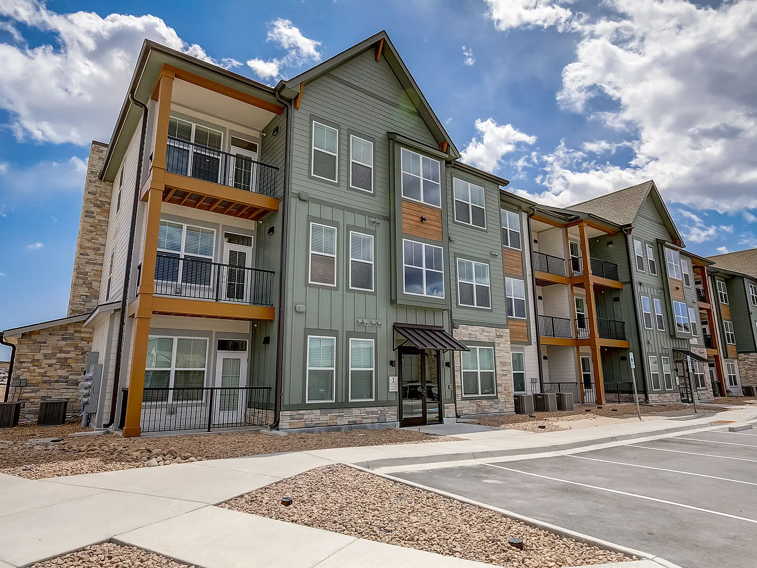 Alta25 Luxury Apartment Homes — Photo 2