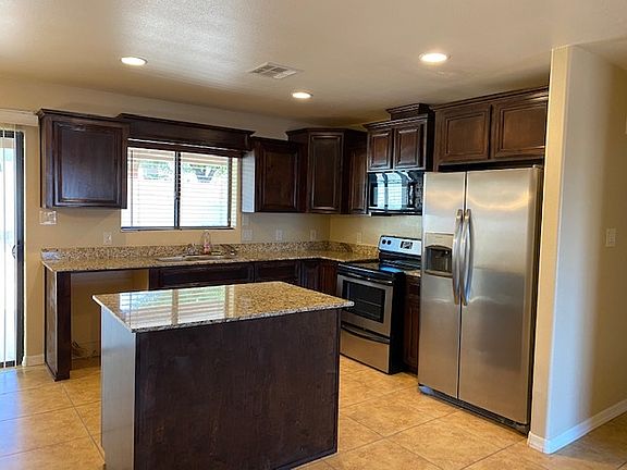 3rd image of 5326 E 33rd Ln