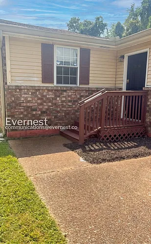 1114 N Graycroft Ave Photo 1
