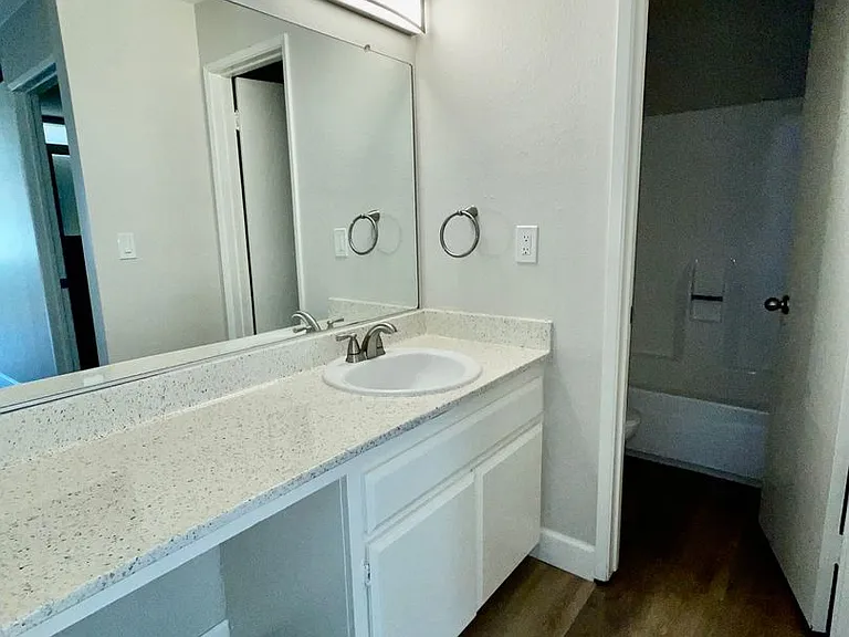7531 Knott Ave — Photo 12