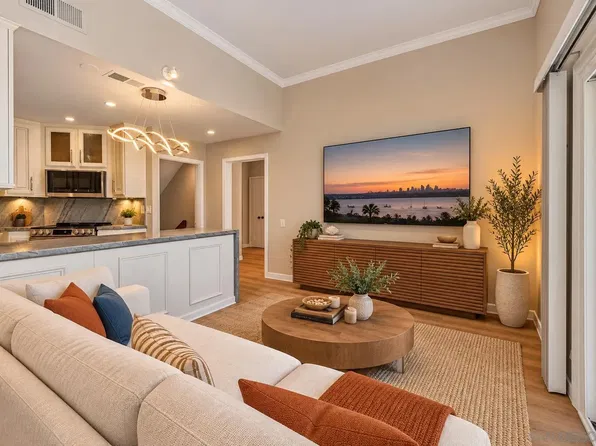 4885 Tinasa Way, San Diego, CA 92124