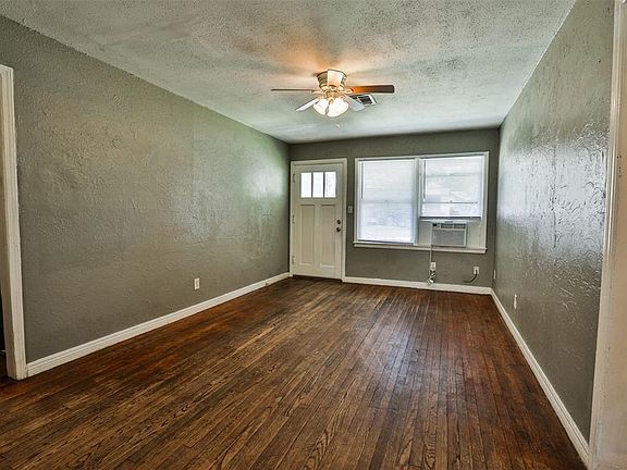 3rd image of 3304 SE 20th St