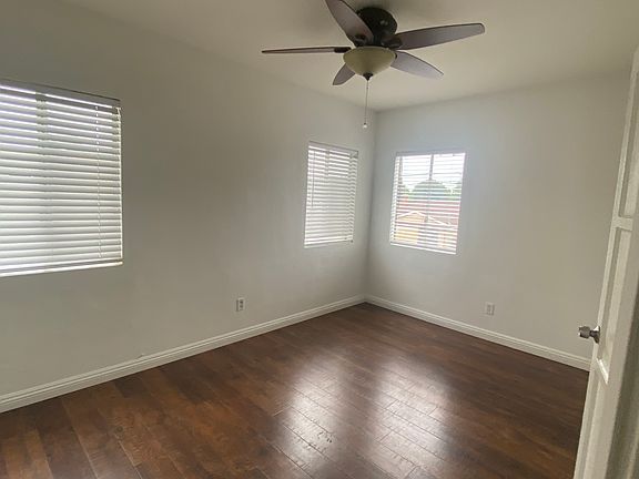 4th image of 1000 S Inglewood Ave #D