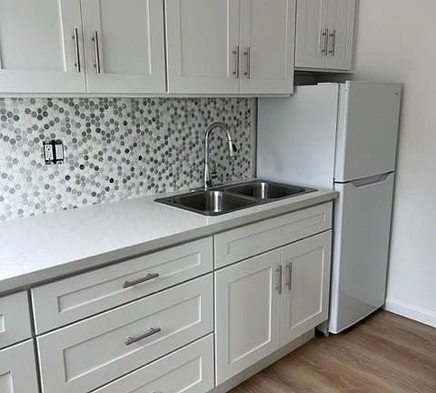 3rd image of 55 N Venice Blvd APT 302