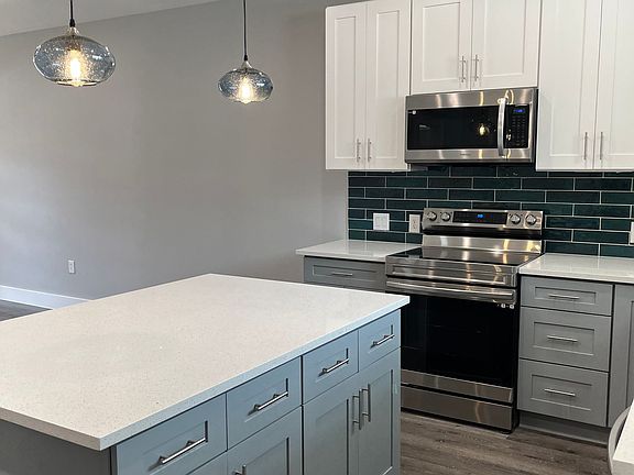 4th image of 3144 Forest Park Blvd