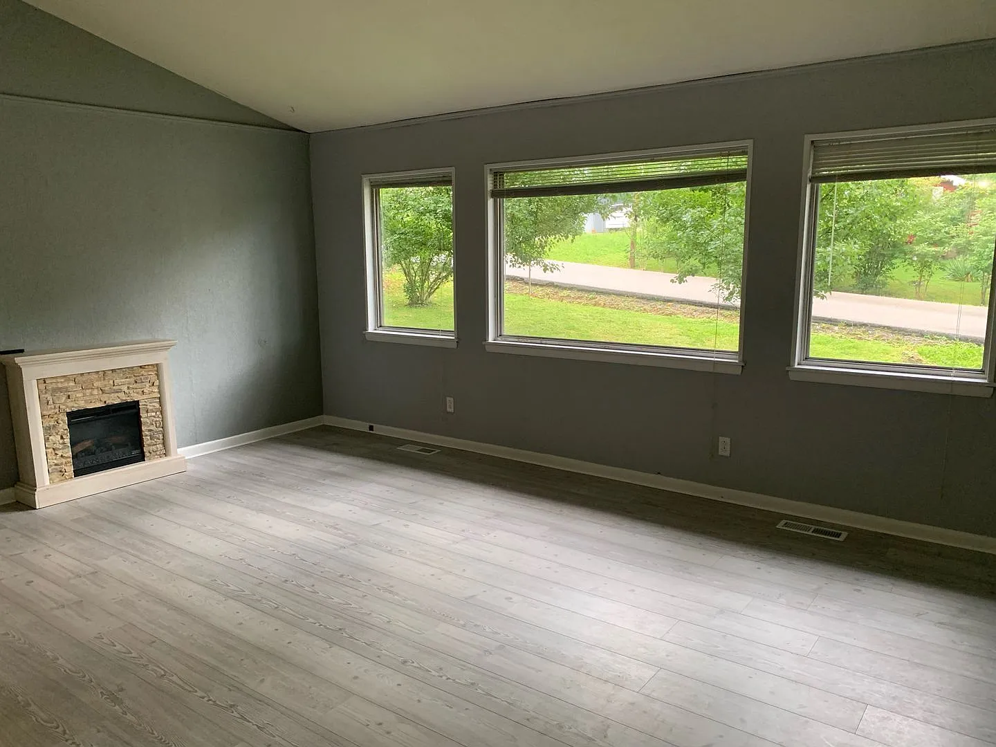 Cozy 2 bedroom / 1 bath home in the middle of Fairfield Glade — Photo 2