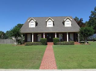 905 Elm Dr, Columbia, MS 39429