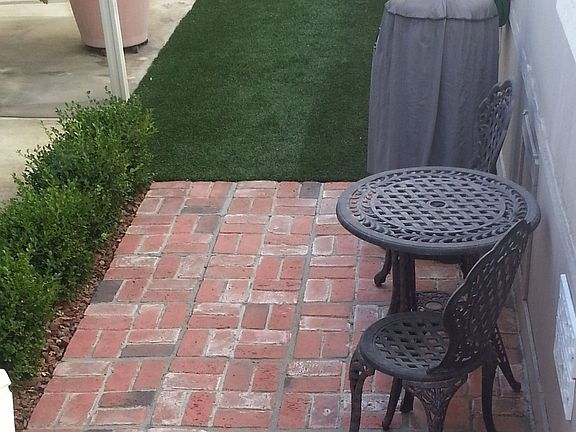 Low maintenance landscape