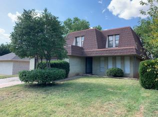 11005 NW 112th St, Yukon, OK 73099