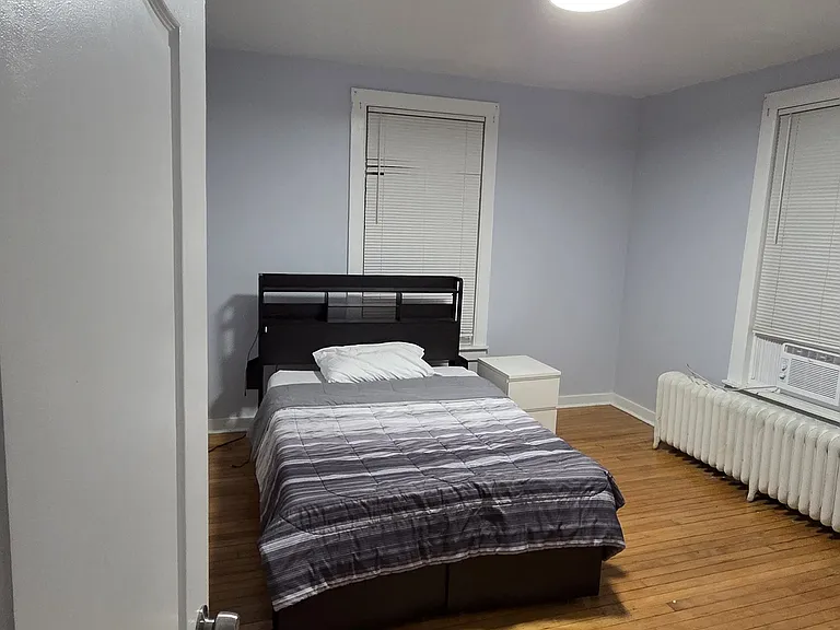 321 Robinwood Rd — Photo 1
