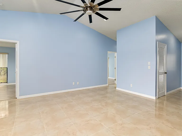 4166 Gator Trace Villas Cir #B — Photo 8