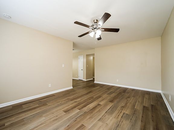 5th image of 7580 Melvin Rd