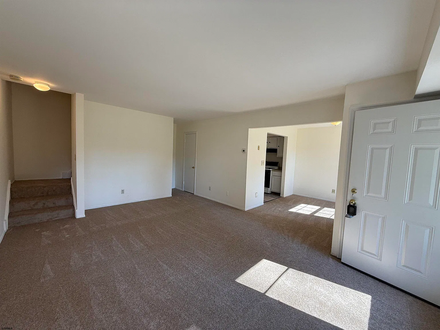 2 bed, 1.5 bath, $1,850 — Photo 2