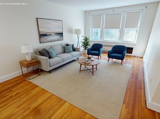 37 Lancaster Ter #103, Brookline, MA 02446