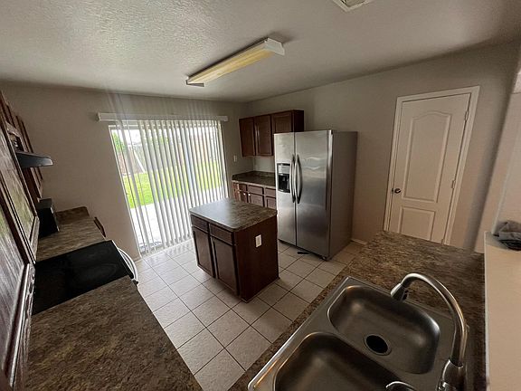 4th image of 21335 Finbury Oaks Ln