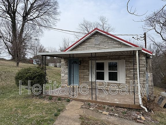 2nd image of 2518 Jones St